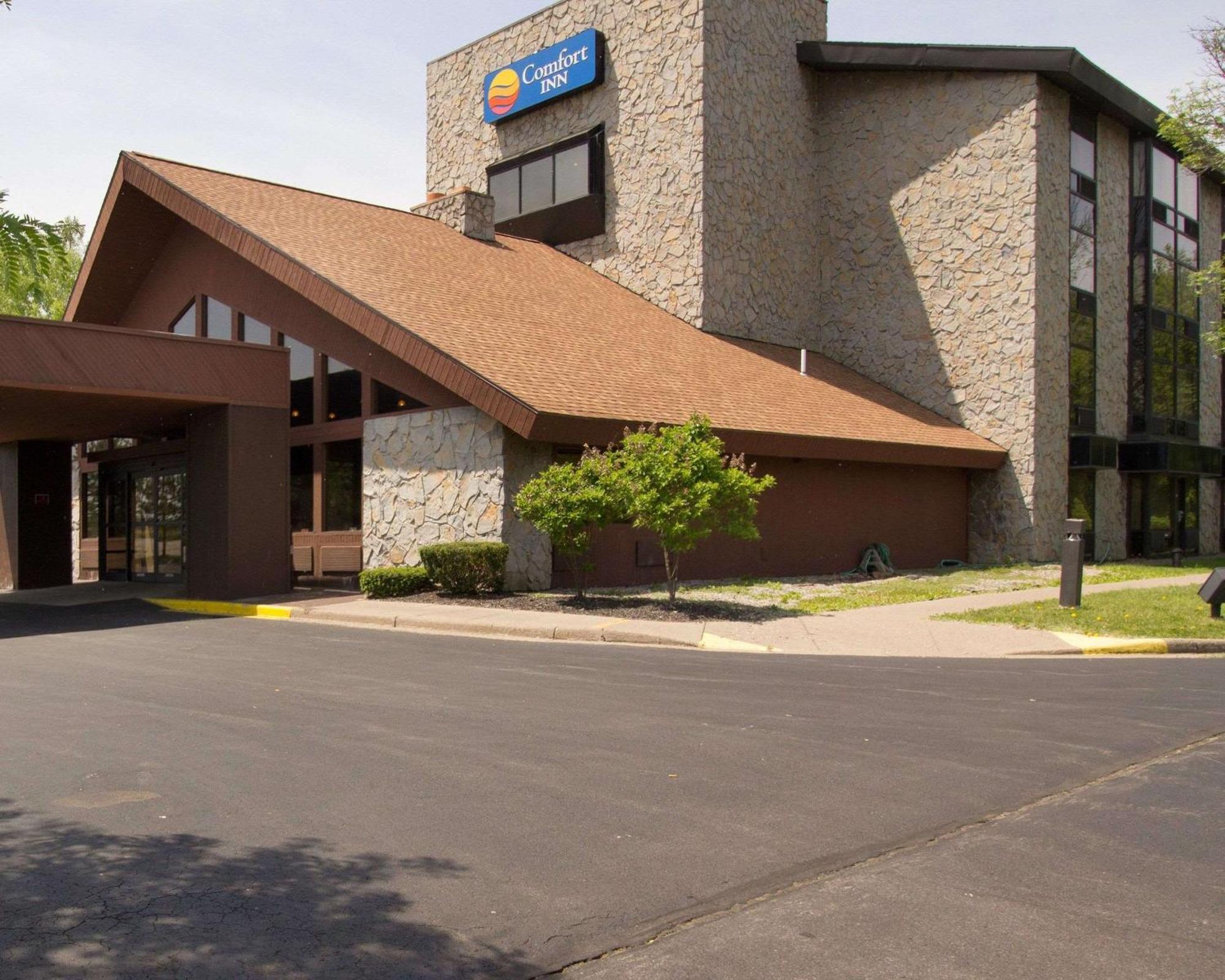 Comfort Inn & Suites Syracuse-Carrier Circle East Syracuse Bagian luar foto