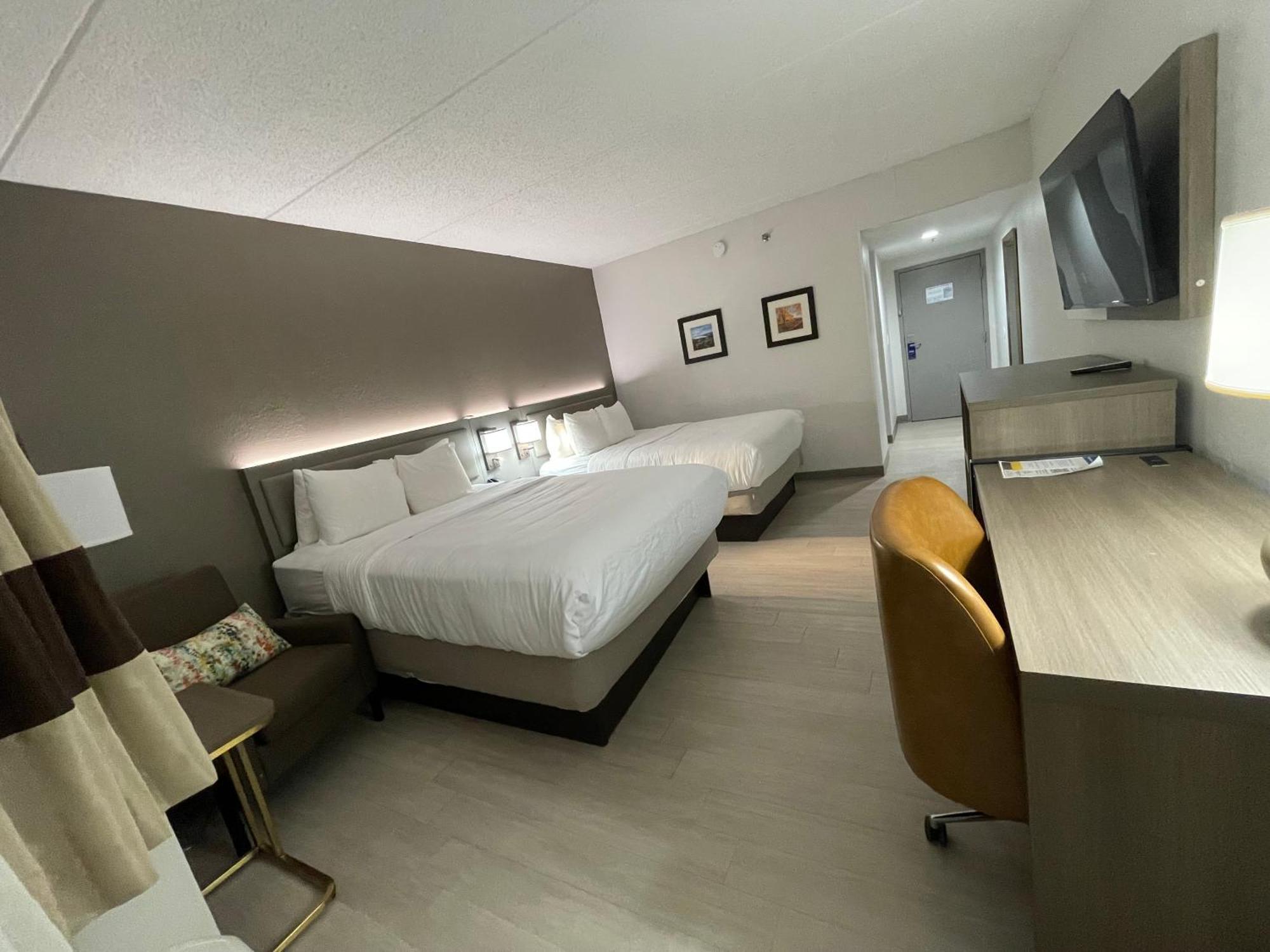 Comfort Inn & Suites Syracuse-Carrier Circle East Syracuse Bagian luar foto
